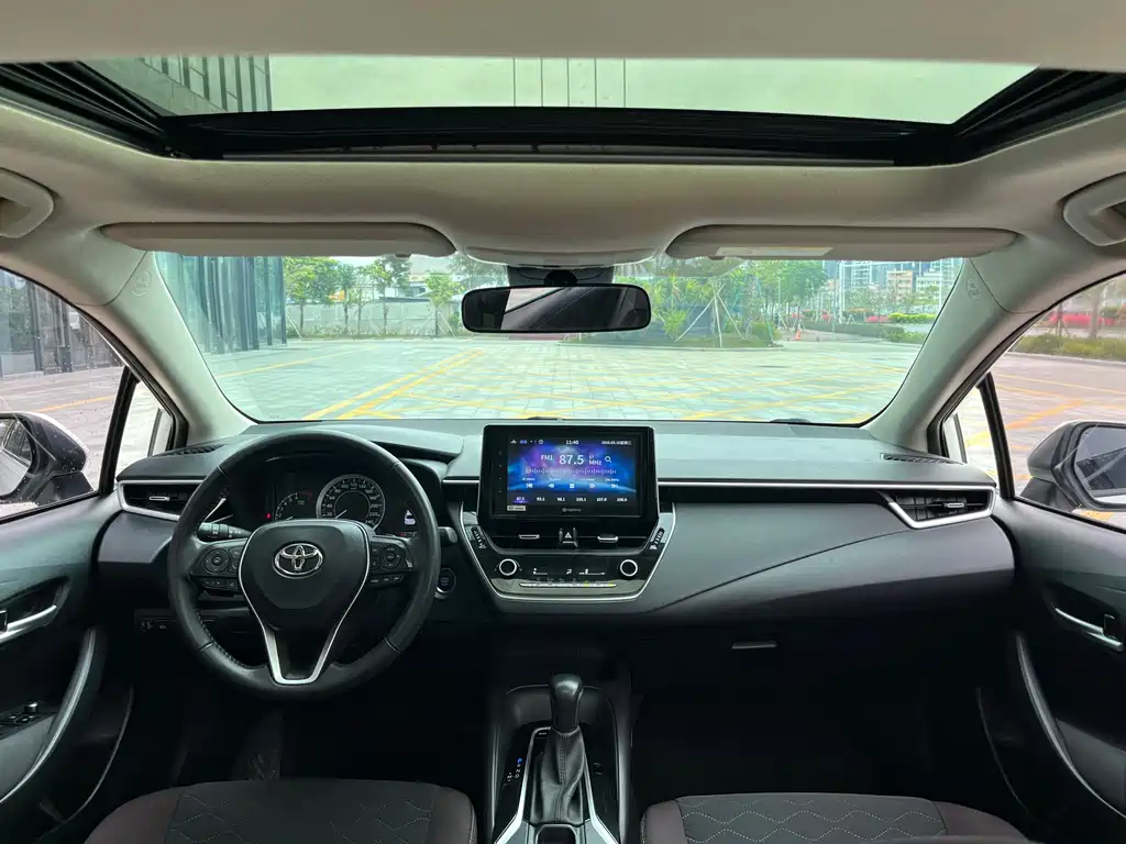 Corolla 2019 1.2T S-CVT GL-i Deluxe Edition купить на сайте DeffCars