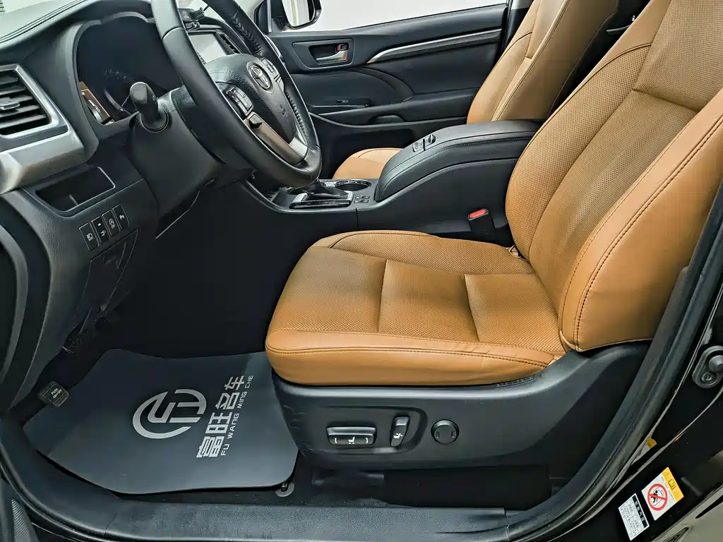 Highlander 2018 2.0T four-wheel drive knight version, 7 seats, National VI купить на сайте DeffCars