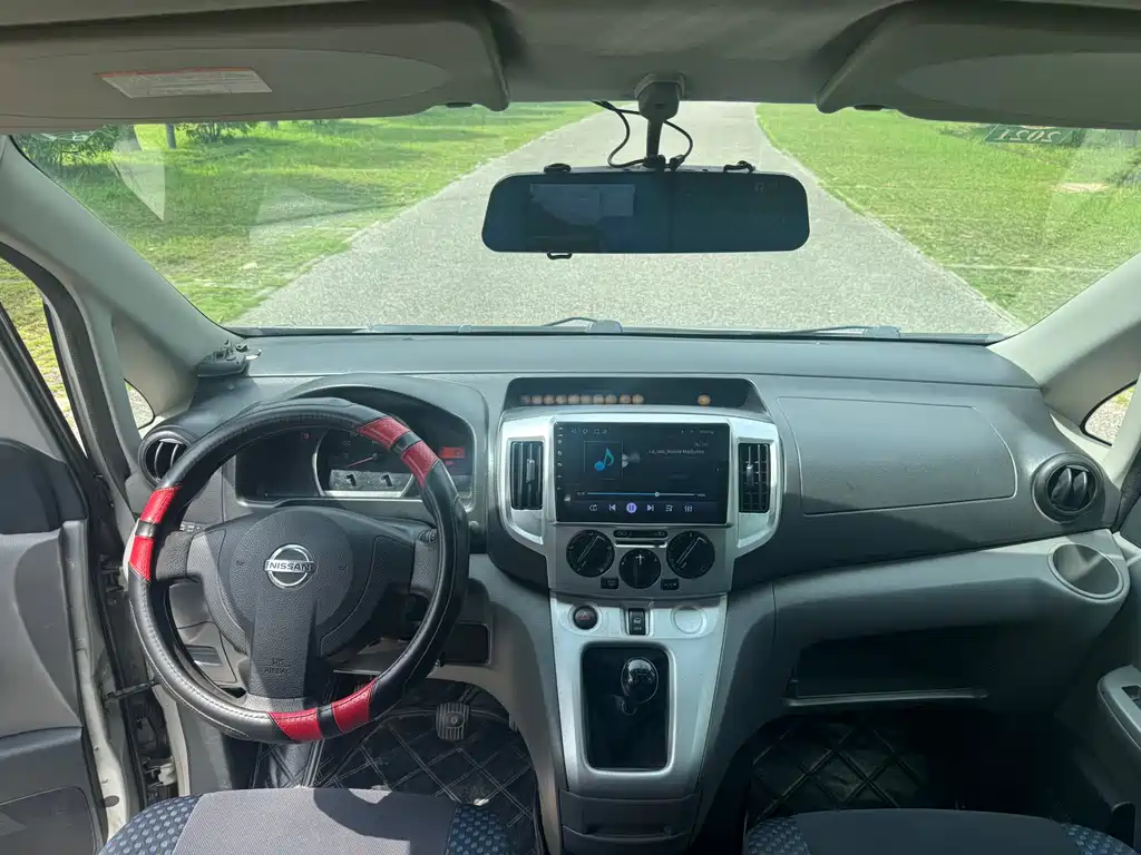 Nissan NV200 2011 model 1.6L 232 seats elegant type купить на сайте DeffCars