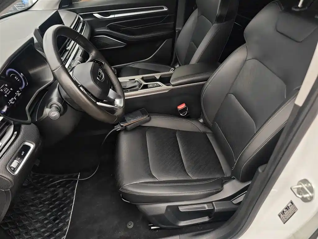 Emgrand 2022 4th generation 1.5L CVT premium model купить на сайте DeffCars