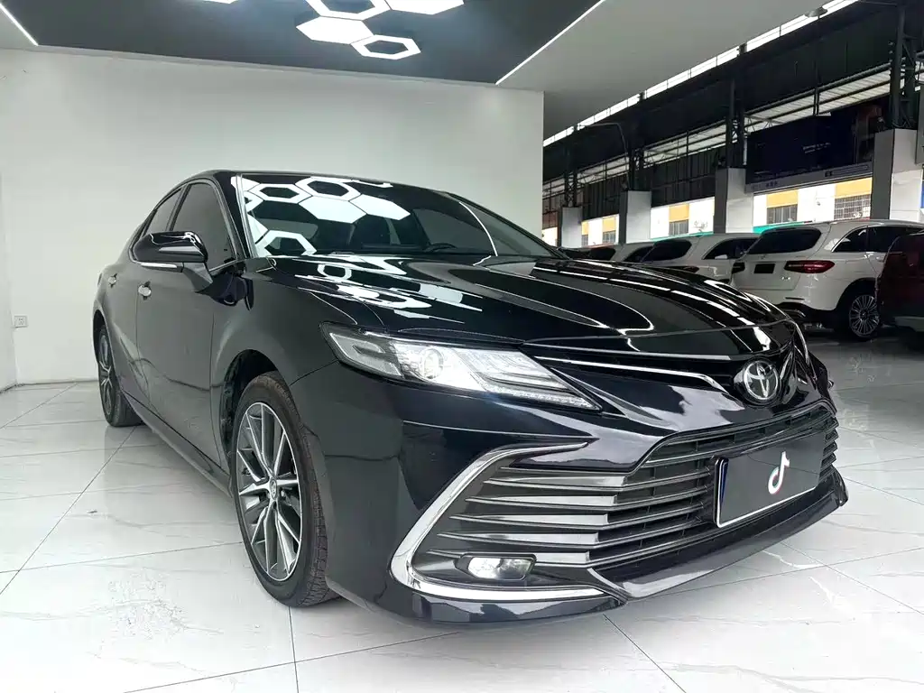 Camry 2023 2.5G Deluxe Edition купить на сайте DeffCars