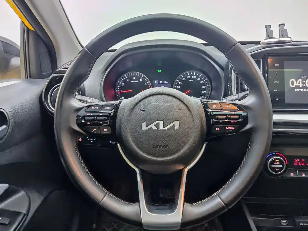 Yipao 2021 1.4L CVT fun sunroof model купить на сайте DeffCars
