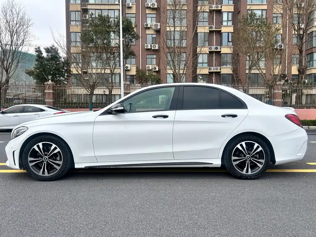 Mercedes-Benz C-Class 2019 C 260 Sports Edition купить на сайте DeffCars