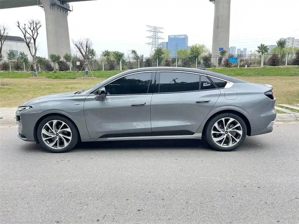 Mondeo 2023 EcoBoost 245 Extreme купить на сайте DeffCars