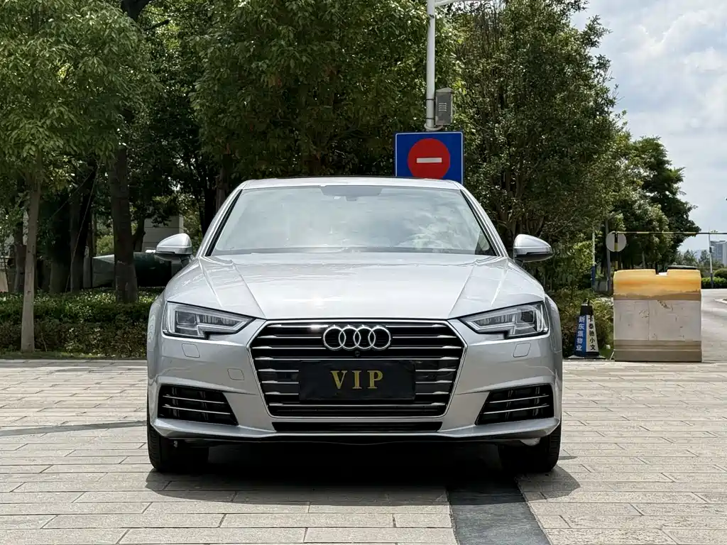Audi A4L 2017 Plus 40 TFSI Fashion купить на сайте DeffCars