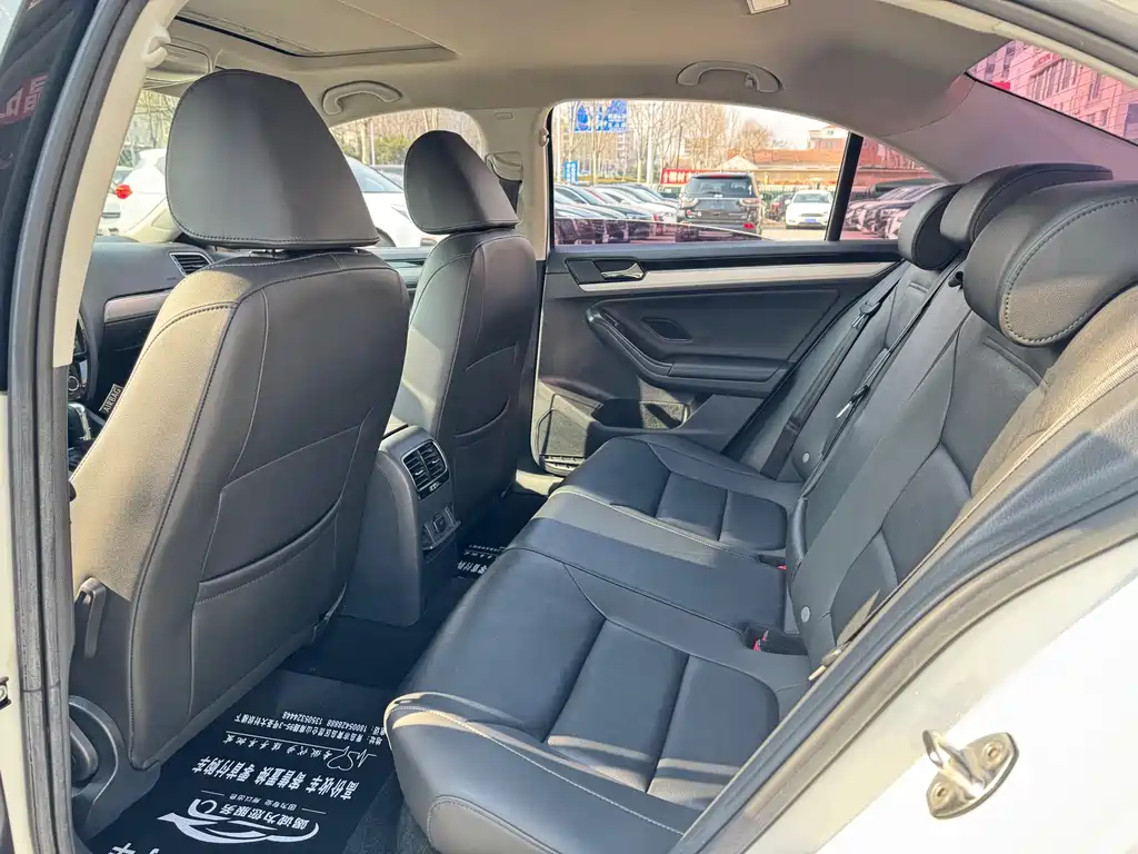 Sagitar 2018 280TSI DSG Dynamic Edition купить на сайте DeffCars