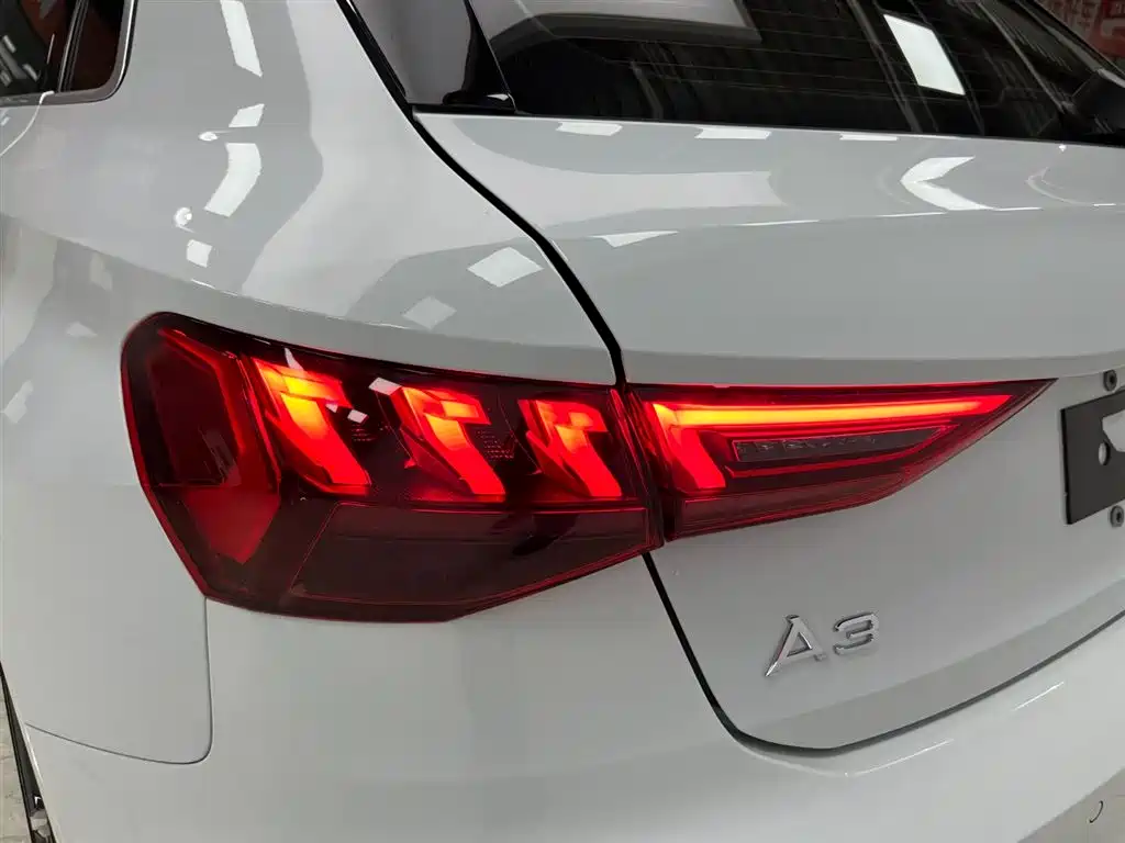 Audi A3 2023 Sportback 35 TFSI stylish and sporty купить на сайте DeffCars
