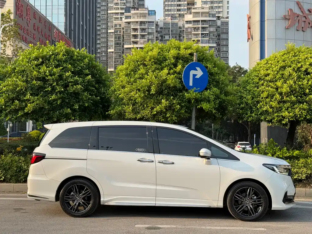 Odyssey 2022 2.0L e:HEV Rui Yaoxiang Edition купить на сайте DeffCars
