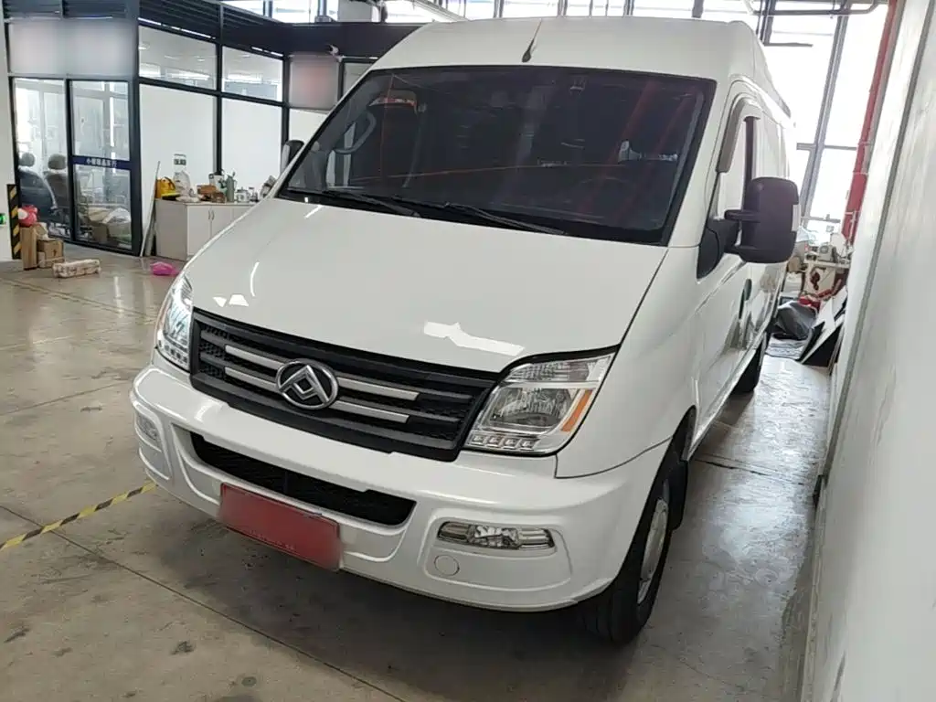 V80 2023 2.0T Manual Classic Super Express Longshaft Medium Top 6/7/8/9 Seats купить на сайте DeffCars