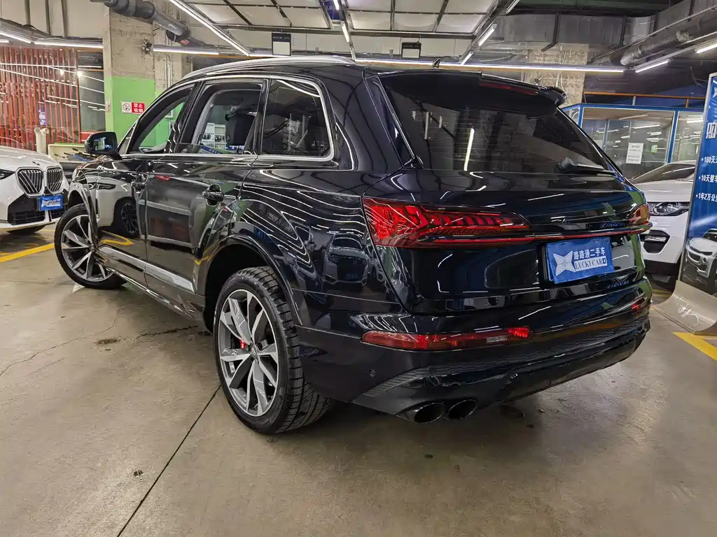 Audi Q7 2020 55 TFSI quattro S line sports купить на сайте DeffCars