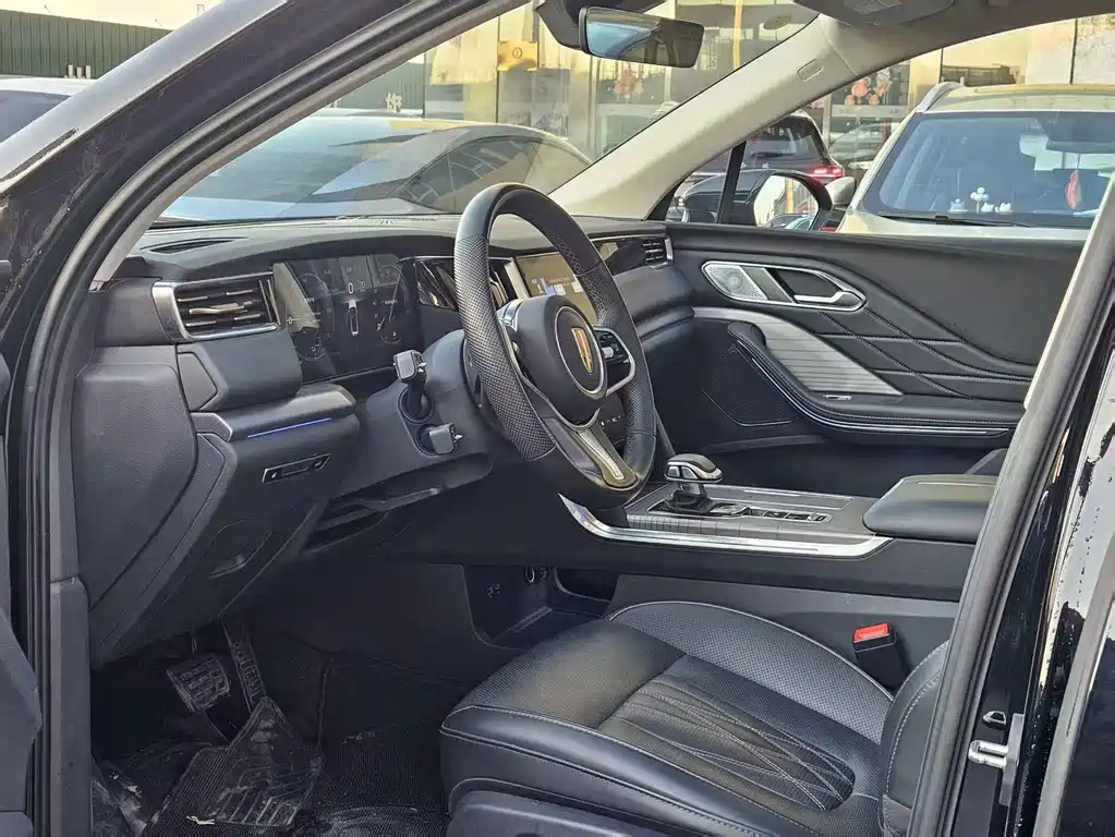 Hongqi HS7 PHEV 2024 2.0T PHEV four-wheel drive Qichang version 6 seats купить на сайте DeffCars