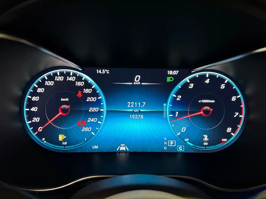 Mercedes-Benz GLC 2022 facelift GLC 300 L 4MATIC dynamic купить на сайте DeffCars