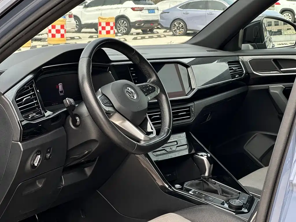 Tanyue X 2020 380TSI four-wheel drive respected intelligent version купить на сайте DeffCars