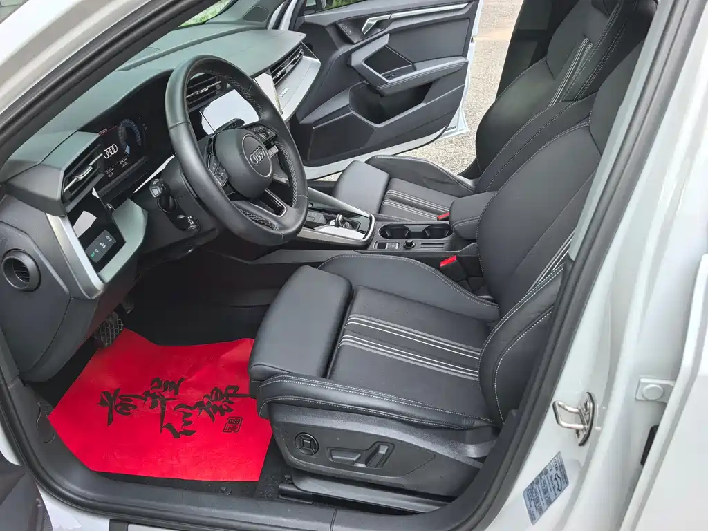 Audi A3 2023 facelift Sportback 35 TFSI stylish and sporty купить на сайте DeffCars