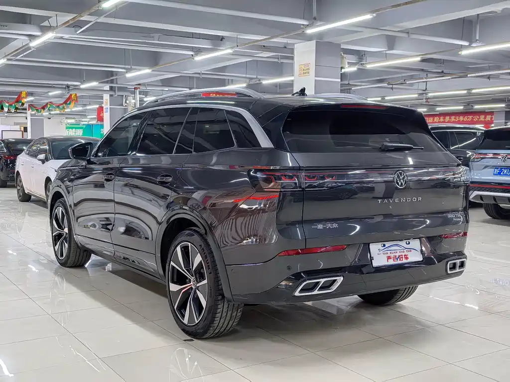 Lan Xun 2023 380TSI four-wheel drive R-Line first edition купить на сайте DeffCars