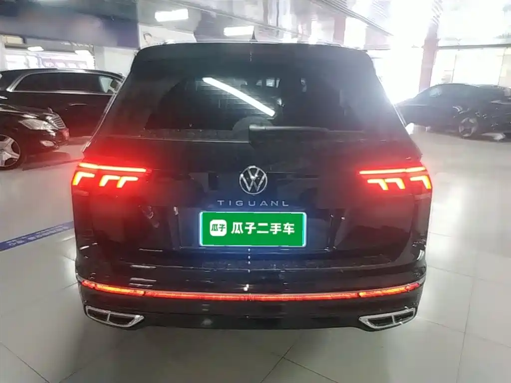 Tiguan L 2023 330TSI automatic two-wheel drive R-Line flagship version купить на сайте DeffCars
