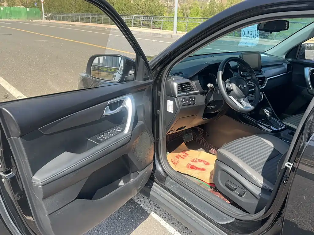 Zhipao 2019 2.0L Automatic Smart Enjoy Deluxe Edition купить на сайте DeffCars