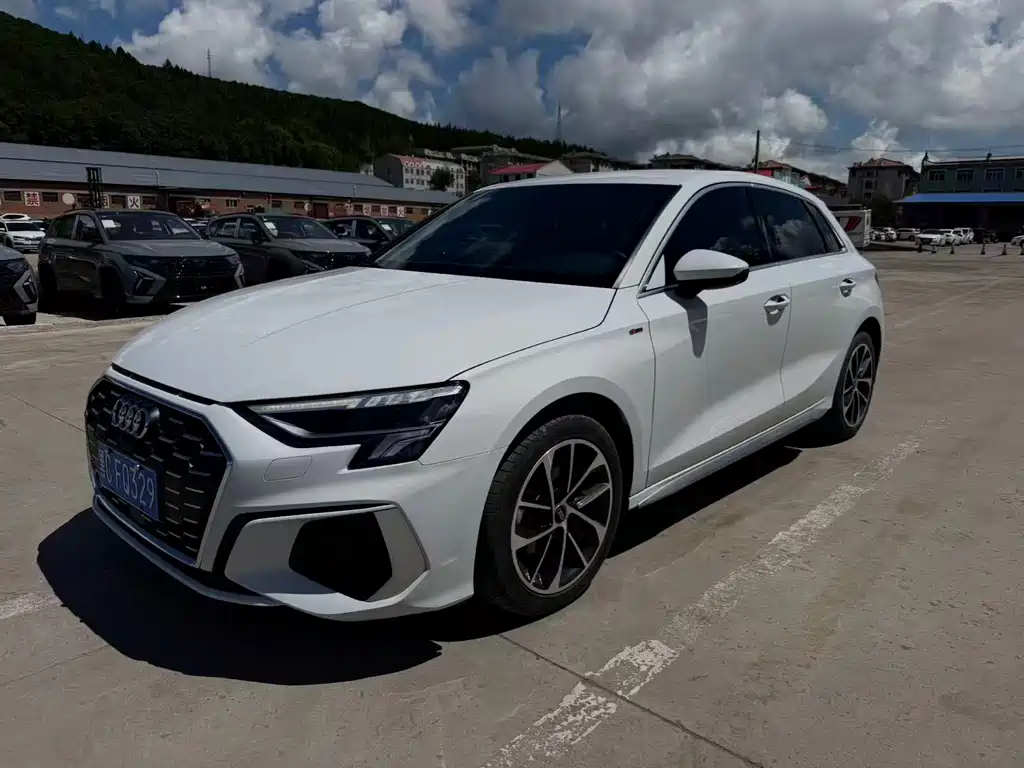 Audi A3 2023 modified Sportback 35 TFSI enterprising sporty купить на сайте DeffCars
