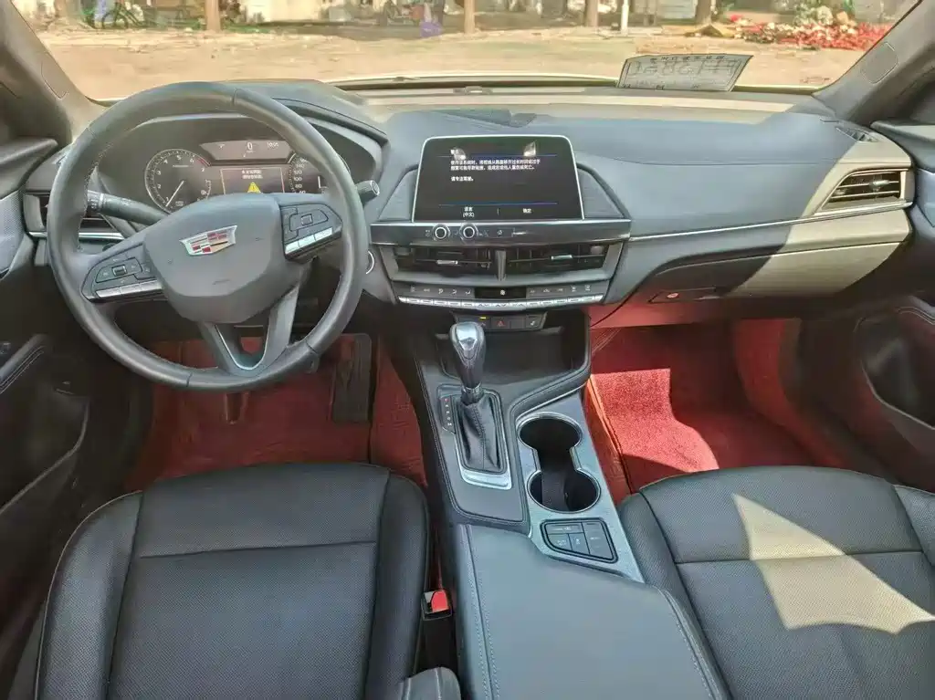 Cadillac CT4 2022 28T Fashion Model купить на сайте DeffCars