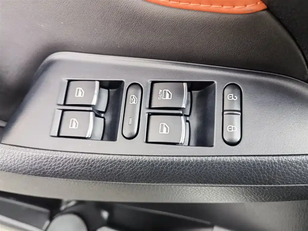 Fengguang 580 2021 ☆Star Edition 1.5T Manual Luxury Type купить на сайте DeffCars