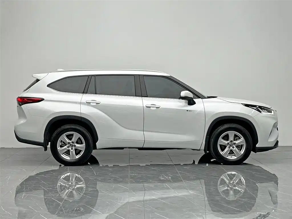 Highlander 2024 2.5L smart electric hybrid dual-engine two-wheel drive elite version 5 seats купить на сайте DeffCars