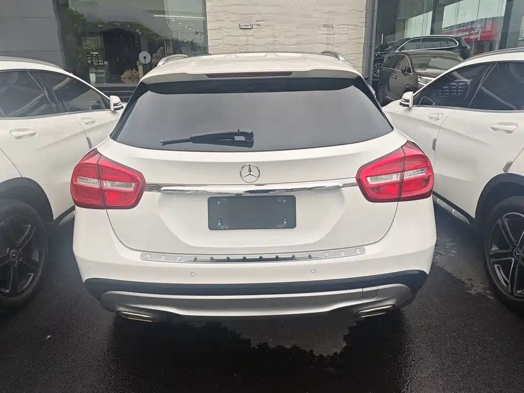 Mercedes-Benz GLA 2016 GLA 200 Dynamic купить на сайте DeffCars