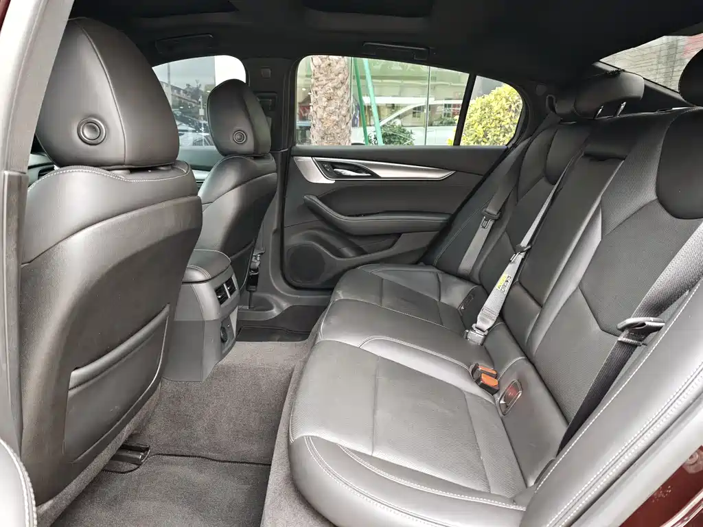 Cadillac CT5 2021 28T luxury model купить на сайте DeffCars