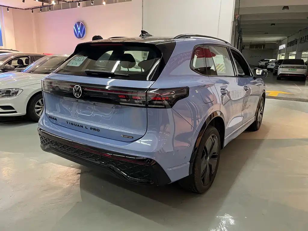 Tiguan L 2024 PRO 380TSI four-wheel drive R-Line Zhizun Edition купить на сайте DeffCars