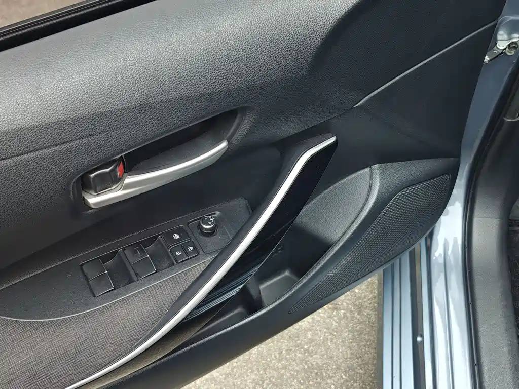 Corolla 2021 Dual Engine 1.8L E-CVT Elite Edition купить на сайте DeffCars