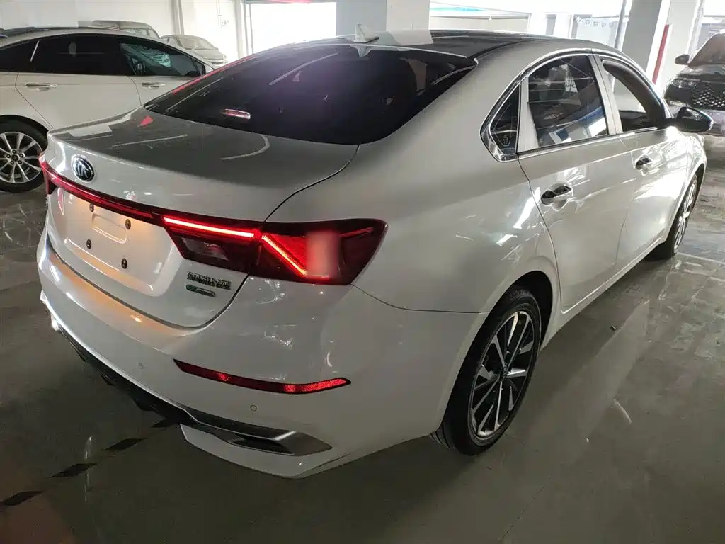 Kia K3 2020 1.5L CVT Fashion Edition купить на сайте DeffCars