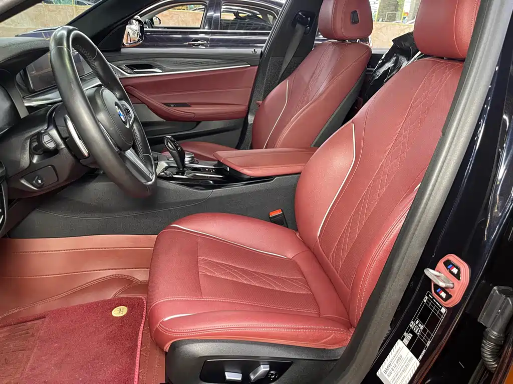 BMW 5 Series 2021 530Li Leading M Sports Package купить на сайте DeffCars