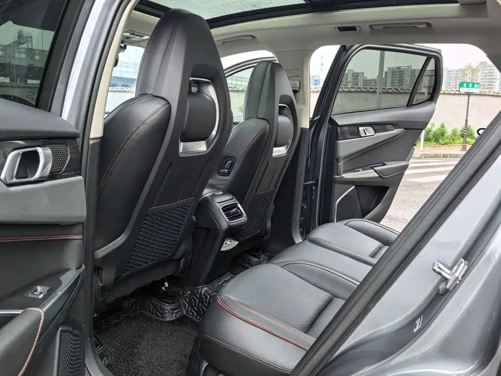 Lynk & Co 01 2019 2.0T 2WD Yao Pro Edition National VI купить на сайте DeffCars