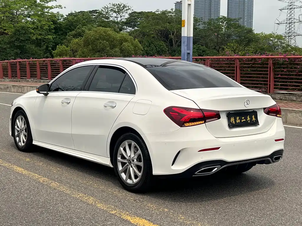 Mercedes-Benz A-Class 2020 Facelift A 200 L Sports Sedan Fashionable купить на сайте DeffCars