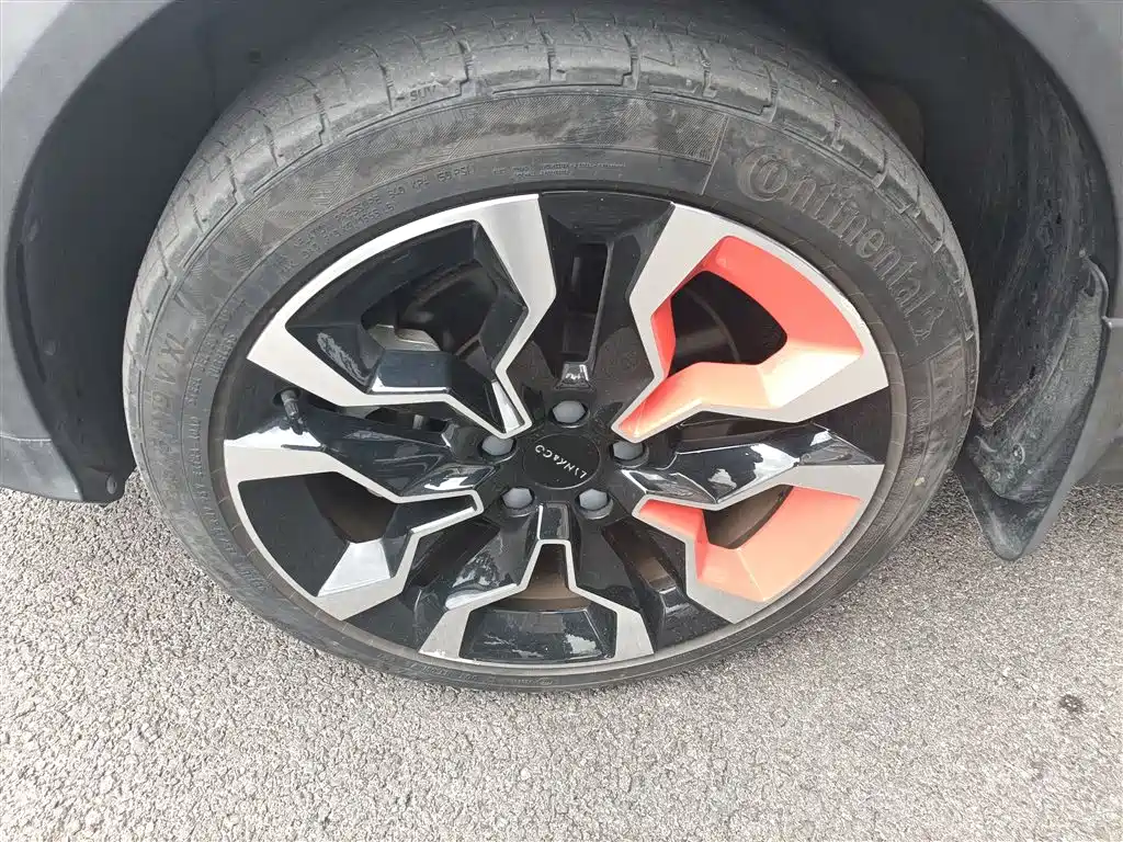 Lynk & Co 06 2020 1.5T Yao Halo купить на сайте DeffCars