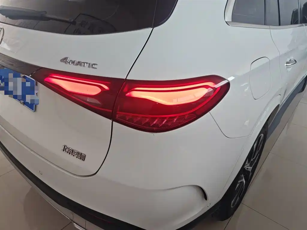 Mercedes-Benz GLC 2023 GLC 260 L 4MATIC luxury model 5 seats купить на сайте DeffCars