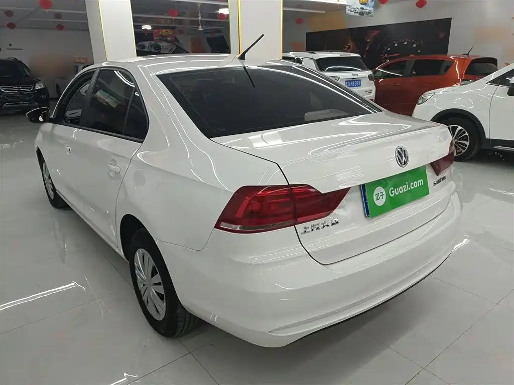 Santana 2021 1.5L Manual Fashion Edition купить на сайте DeffCars