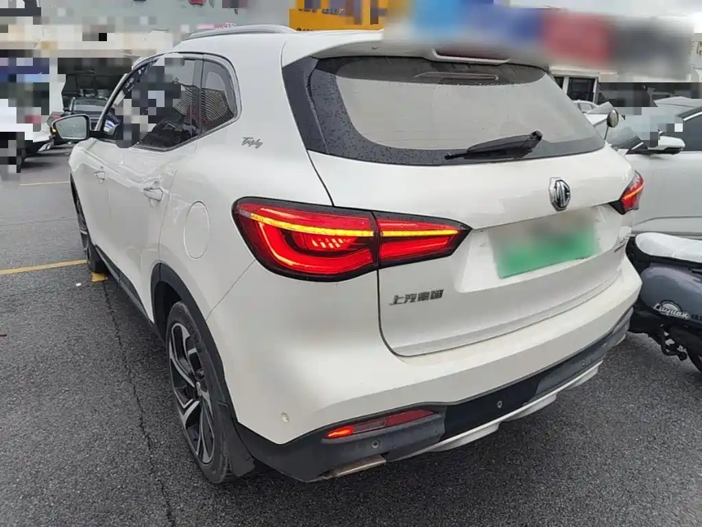 MG Motor HS PHEV 2020 eHS 1.5T e-Trophy купить на сайте DeffCars
