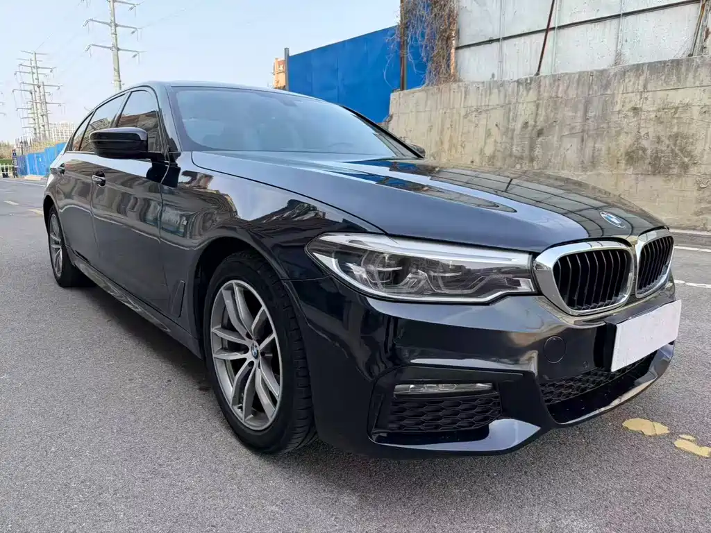 BMW 5 Series 2018 525Li M Sports Package купить на сайте DeffCars