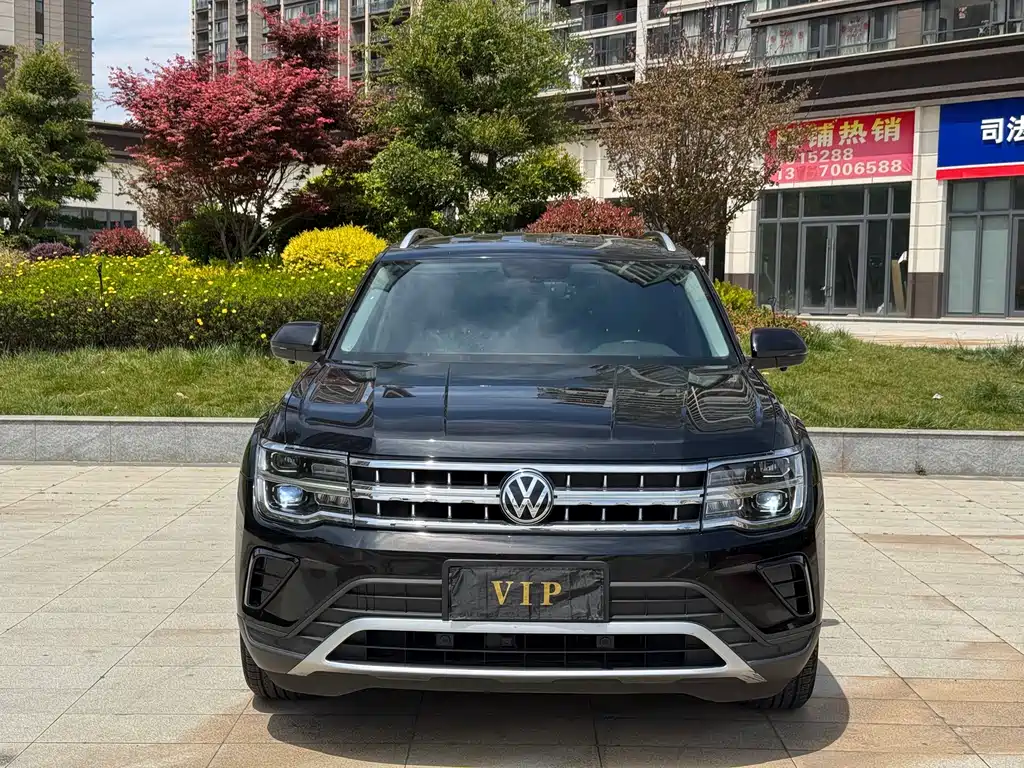 Touron 2022 380TSI four-wheel drive luxury version купить на сайте DeffCars
