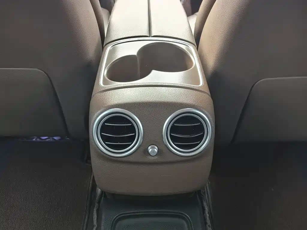 Mercedes-Benz E-Class 2016 E 300 L Sporty and Stylish купить на сайте DeffCars