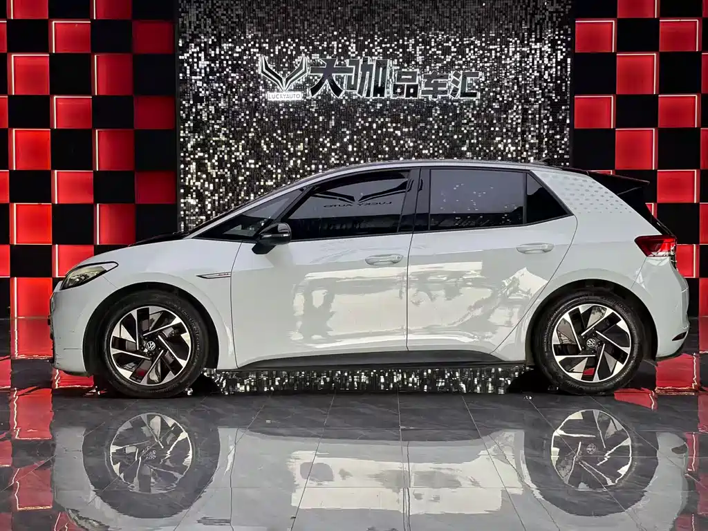 Volkswagen ID.3 2022 Pure pure version купить на сайте DeffCars