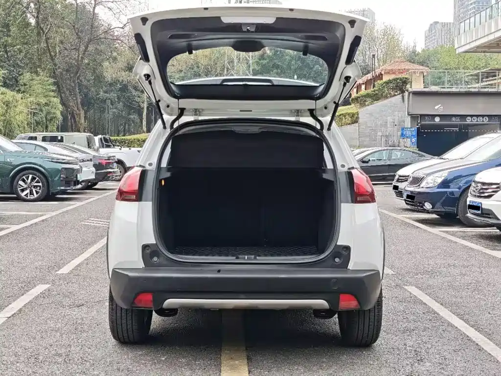 Peugeot 2008 2018 1.6L automatic trendy version купить на сайте DeffCars