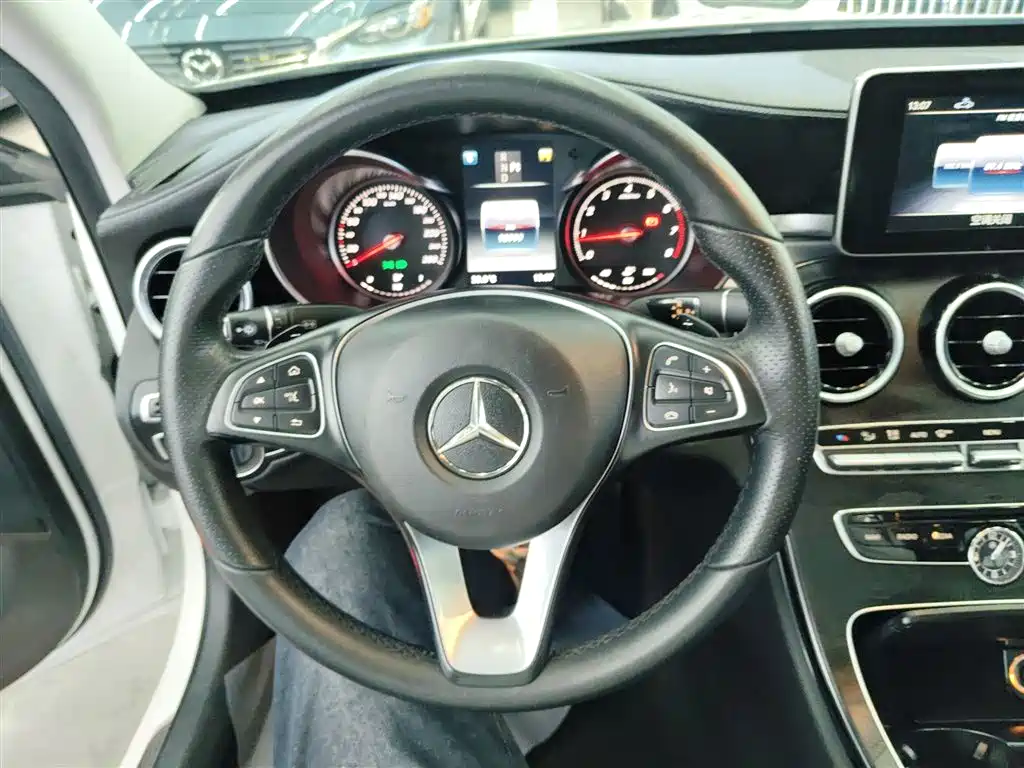 Mercedes-Benz C-Class 2018 C 200 L Sports Edition купить на сайте DeffCars