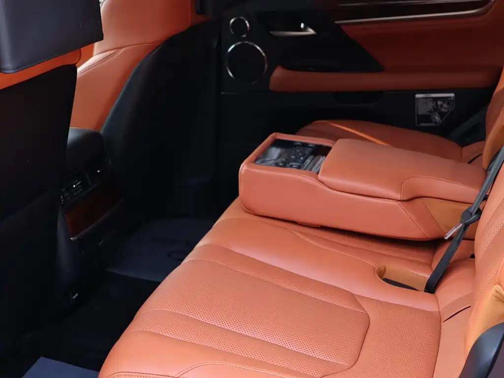 Lexus LX 2019 570 Premium Luxury Edition купить на сайте DeffCars