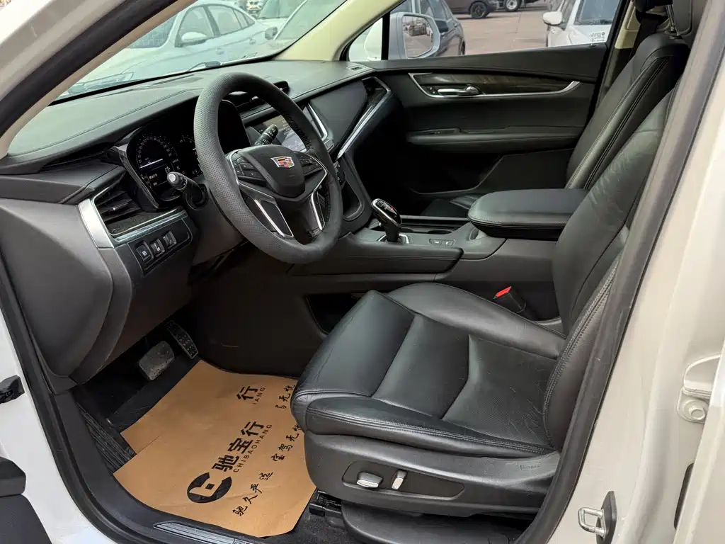 Cadillac XT5 2016 25T luxury model купить на сайте DeffCars