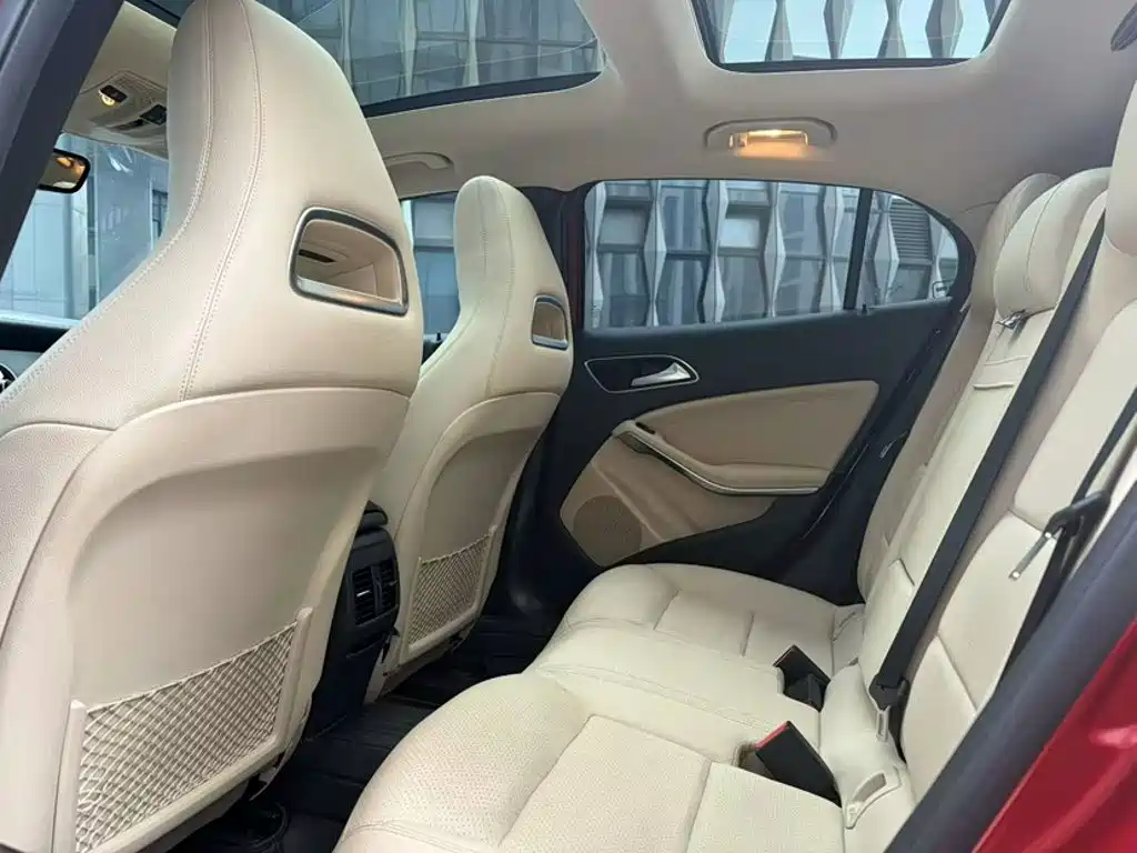 Mercedes-Benz GLA 2017 GLA 220 4MATIC luxury model купить на сайте DeffCars