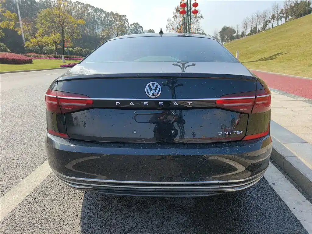 Passat 2019 330TSI Elite Edition National V купить на сайте DeffCars