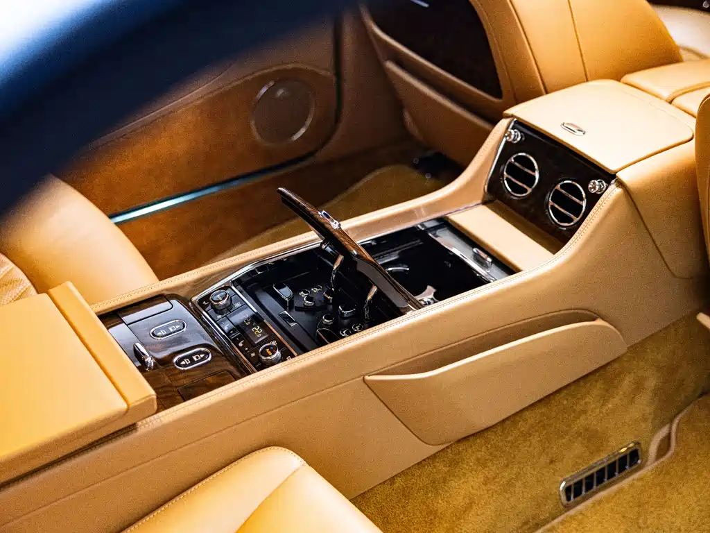 Mulsanne 2017 6.8T long wheelbase version купить на сайте DeffCars