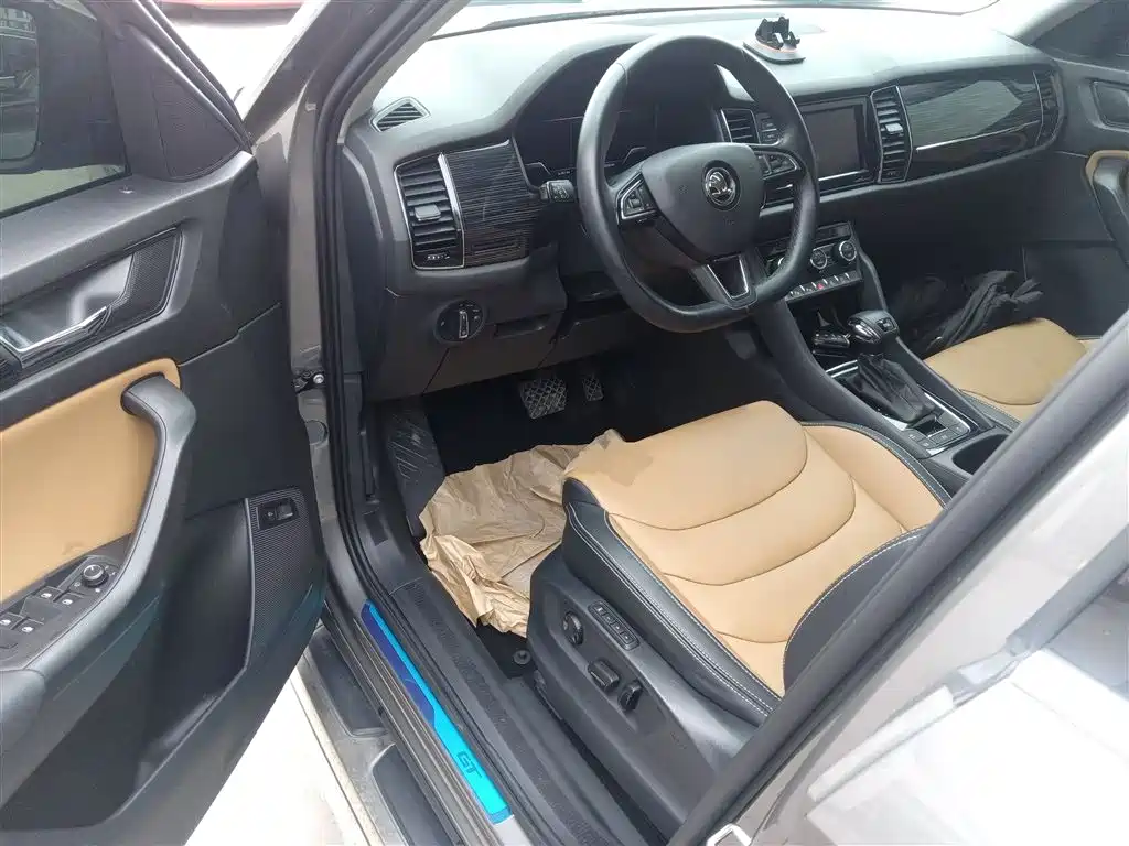 Kodiak GT 2019 TSI330 2WD Deluxe Edition National VI купить на сайте DeffCars