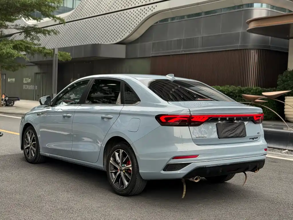 Emgrand 2023 4th Generation Champion Edition 1.5L CVT Premium Type купить на сайте DeffCars